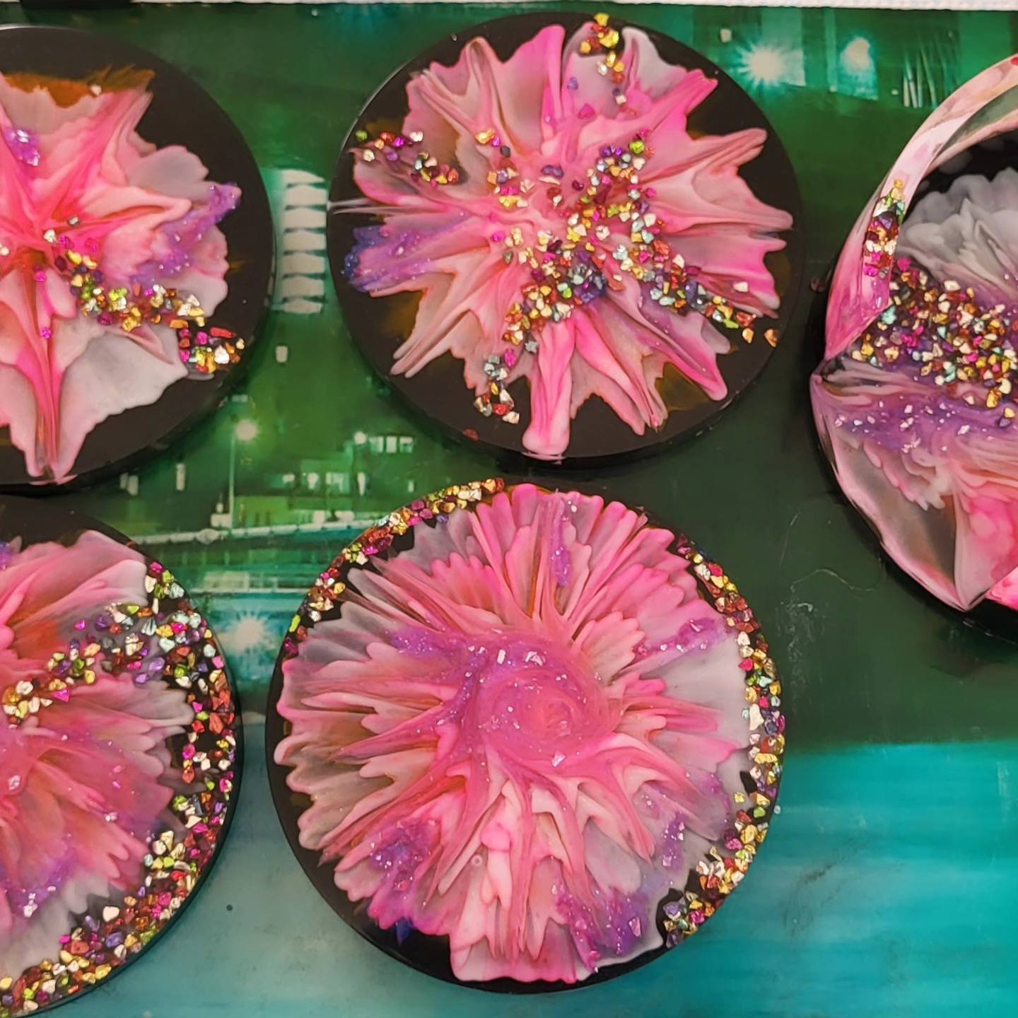 Lot sous verres avec socle de rangement